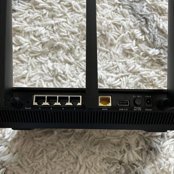 Netgear Nighthawk AC1900 R7000 Smart Wi-Fi Dual Band Gigabit Router READ - Picture 4 of 6